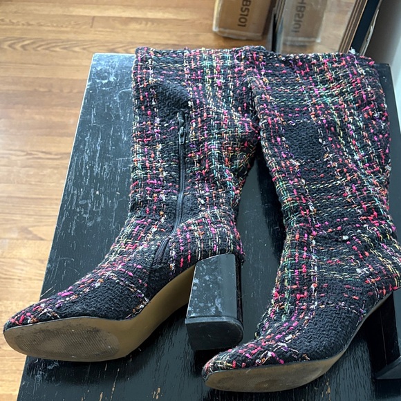 Betsey Johnson Black and Pink Tweed Heeled Boots - Picture 2 of 4